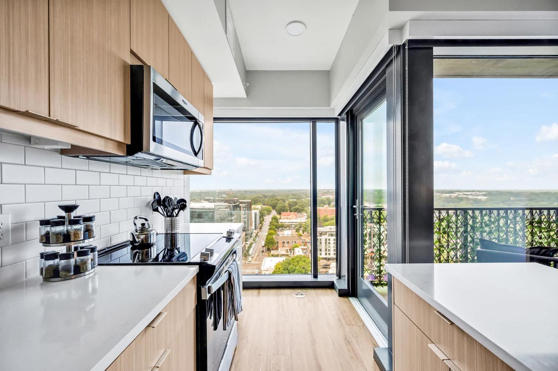 High-Rise Apt Raleigh Free Parking & Sunset View 1 المظهر الخارجي الصورة